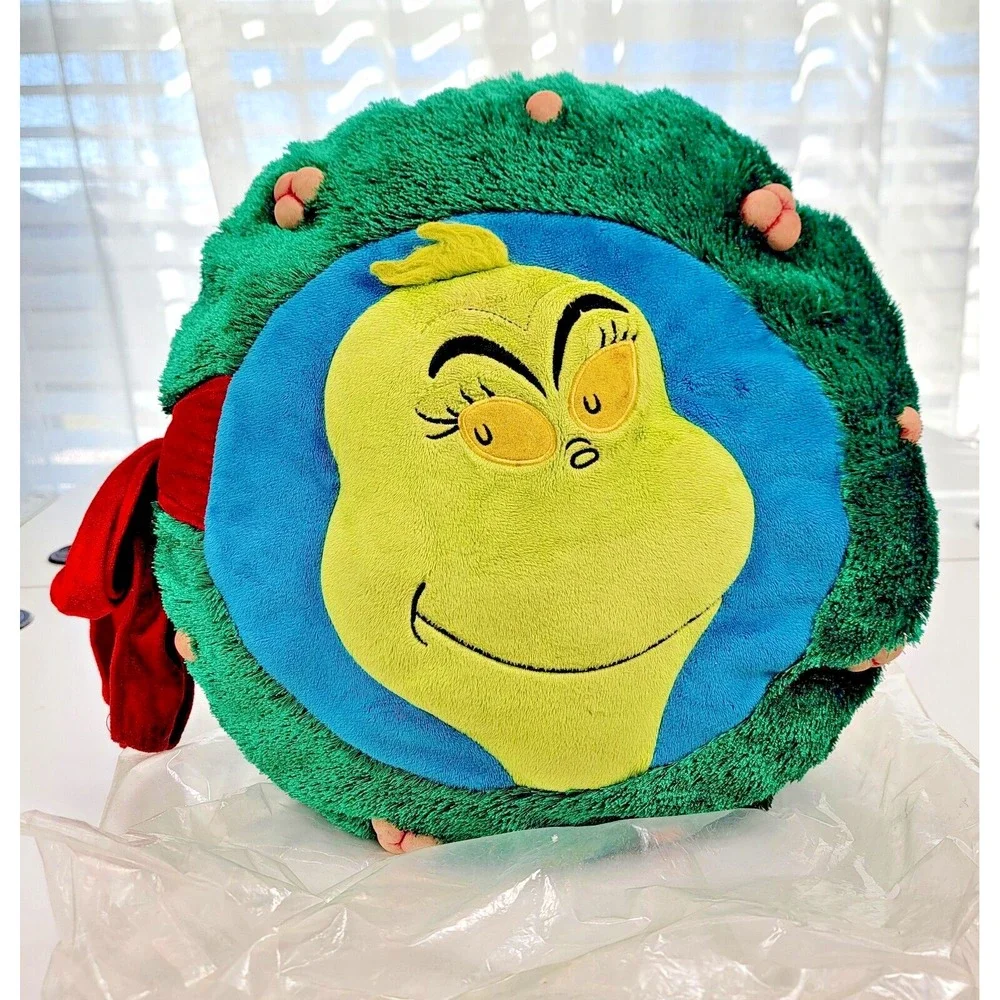 Universal Studios Island Of Adventure Grinch Christmas‎ Wreath Pillow Dr Seuss